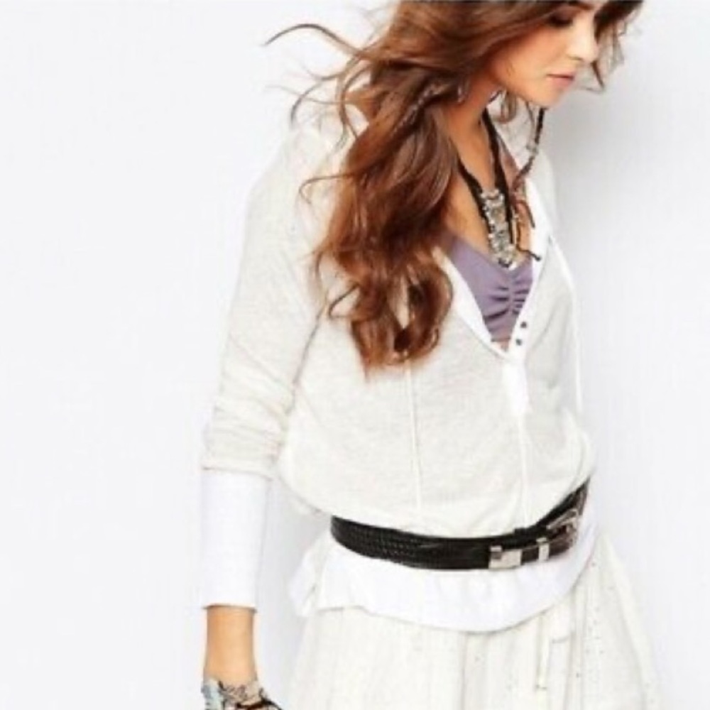 Free People We the Free || Woman’s Affogato Hacci Henley size Medium - Picture 10 of 10